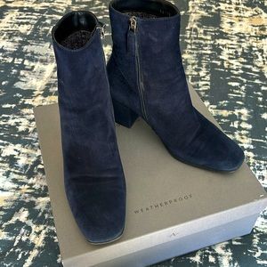 Aquatalia Charlee dress weatherproof navy blue suede boots, size 8.5